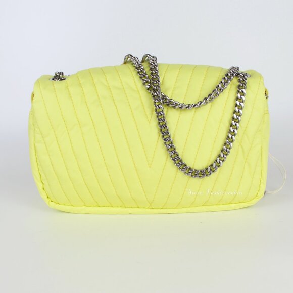 NEW STELLA MCCARTNEY Star Medium Quilted Bag| Bold Chain Shoulder Bag Day&Travel - Picture 6 of 15